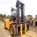 TCM 25 TONS FORKLIFT