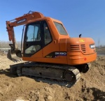 DOOSAN DH80 USED EXCAVATOR