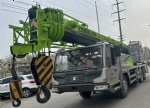 ZOOMLION ZTC300V 30 ton used truck crane